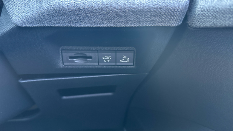 Peugeot 5008 157kW GT 73kWh 5dr Auto Electric Estate